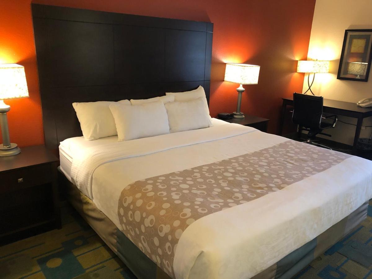 La Quinta By Wyndham Plattsburgh Hotel Luaran gambar