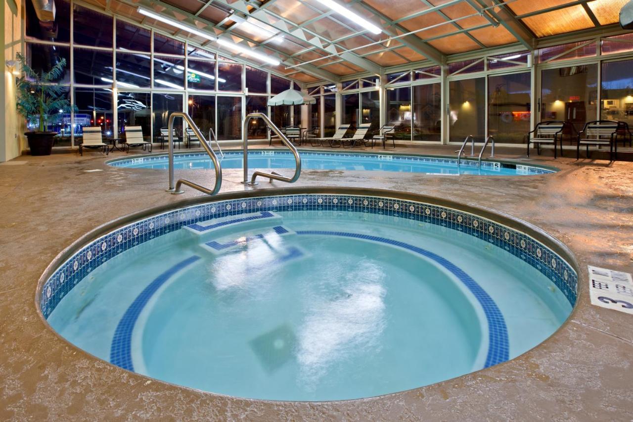 La Quinta By Wyndham Plattsburgh Hotel Luaran gambar